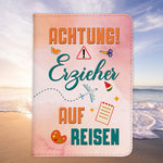 Erzieher Geschenk Reisepasshülle Männer Reisen Pass Etui Cover Organizer Sommer Urlaub Gadgets Kunst-Leder Berufe Accessoire-Reisepass-Hülle-22Feels