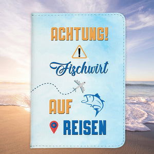 Fischwirt Geschenk Reisepasshülle Männer Reisen Pass Etui Cover Organizer Sommer Urlaub Gadgets Kunst-Leder Berufe Accessoire-Reisepass-Hülle-22Feels