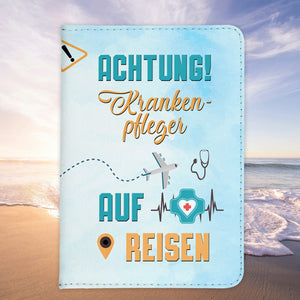 Krankenpfleger Geschenk Reisepasshülle Männer Reisen Pass Etui Cover Organizer Sommer Urlaub Gadgets Kunst-Leder Berufe Accessoire-Reisepass-Hülle-22Feels