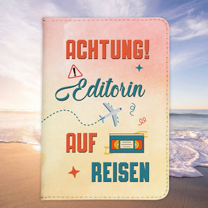 Editorin Geschenk Reisepasshülle Frauen Reisen Pass Etui Cover Organizer Sommer Urlaub Gadgets Kunst-Leder Berufe Accessoire-Reisepass-Hülle-22Feels