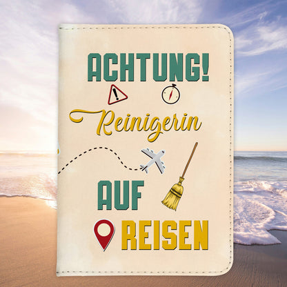 Reinigerin Geschenk Reisepasshülle Frauen Reisen Pass Etui Cover Organizer Sommer Urlaub Gadgets Kunst-Leder Berufe Accessoire-Reisepass-Hülle-22Feels