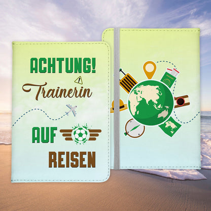 Trainerin Geschenk Reisepasshülle Frauen Reisen Pass Etui Cover Organizer Sommer Urlaub Gadgets Kunst-Leder Berufe Accessoire-Reisepass-Hülle-22Feels