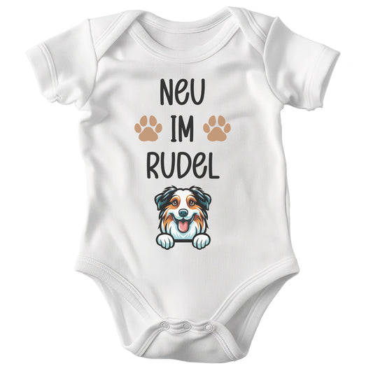 22Feels Unisex Babybody Bio-Baumwolle – Weiß mit Australian Shepherd Neu im Rudel – Geschenk zur Geburt, Babyparty oder zum 1. Geburtstag für Hunde-Fans-Baby Body-22Feels