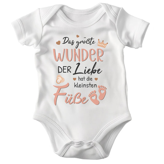 22Feels Babybody Mädchen Bio-Baumwolle – Weiß mit Wunder der Liebe Spruch – Geschenk zur Geburt, Babyparty oder zum 1. Geburtstag & Taufe-Baby Body-22Feels