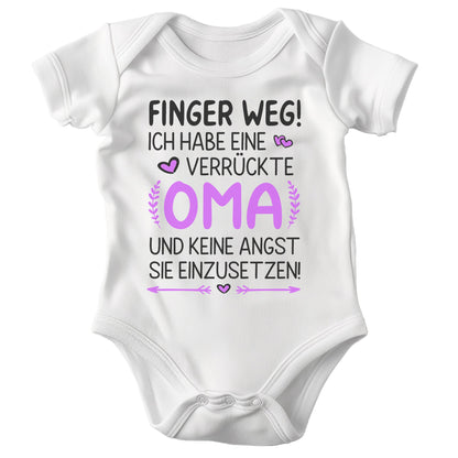 22Feels Babybody Mädchen Bio-Baumwolle – Weiß mit Finger weg Oma (Pink) – Geschenk von Oma zur Geburt oder Babyparty-Baby Body-22Feels