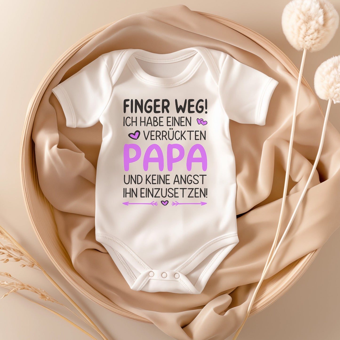22Feels Babybody Mädchen Bio-Baumwolle – Weiß mit Finger weg Papa (Pink) – Geschenk von Papa zur Geburt oder Babyparty-Baby Body-22Feels