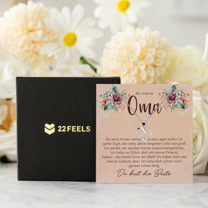 22Feels® Liebe Oma Geschenk Silber 925/000 Herz Halskette Karte Frauen Schmuck Damen Collier Grossmutter Weihnachten Geburtstag Muttertag Grosseltern-Schmuck mit Botschaftskarte - Herz21-22Feels