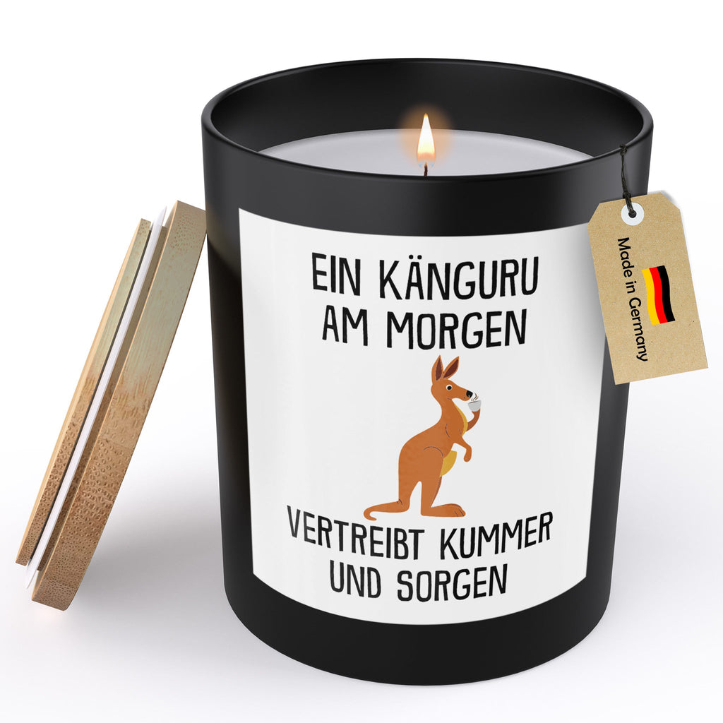 22Feels® Lustige Spruchkerze Frauen Känguru Geschenk HANDGEMACHTE Sojawachs Duft-Kerze im Glas (ZITRUS, VEGAN)-Spruchkerzen B1K1-22Feels