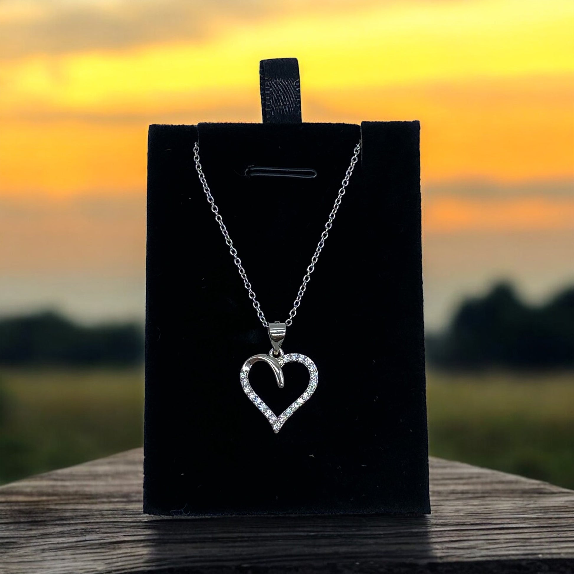 Ab 24,99/Stk Frauen Geschenk Collier mit Herzanhänger, Echt Silber 925/000, Halskette Rhodiniert, 22 Zirkonia Steine, Freudin Ehefrau Geschenk-Sublimationsrohlinge und Kreativbedarf-22Feels