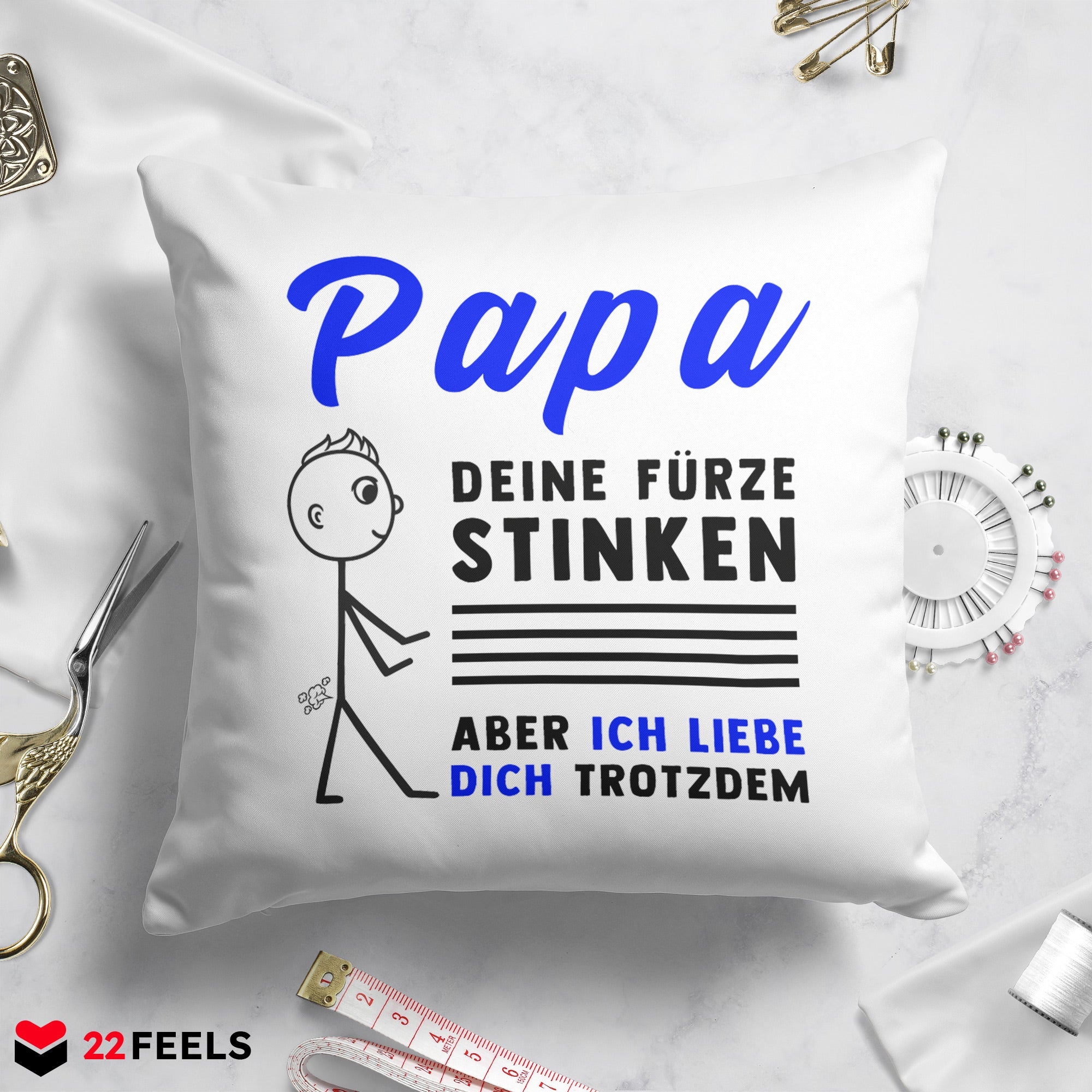 22Feels® ORIGINAL Kissen - Vater Geschenk - Spruch: Papa, Deine Fürze Stinken (Weiss, 40x40cm)-Kissen Weiss 40x40-22Feels
