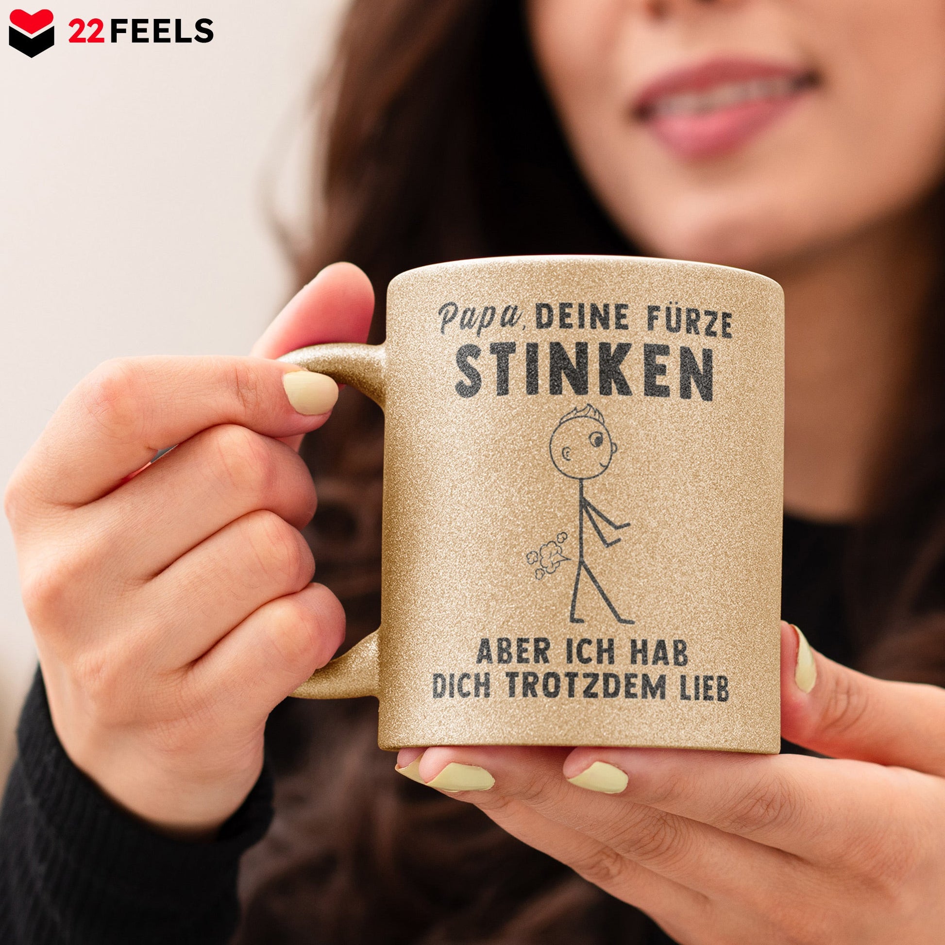 22Feels® ORIGINAL Glitzertasse - Vater Geschenk - Spruch: Papa, Deine Fürze Stinken (Gold, 320ml)-Glitzertasse Gold 320ml-22Feels