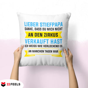 22Feels® Stiefvater Geschenk - Kissen mit Spruch (Weiss 40x40cm)-Kissen Weiss 40x40-22Feels
