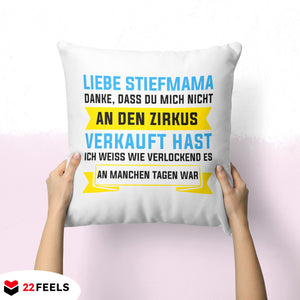 22Feels® Stiefmama Geschenk - Kissen mit Spruch (Weiss 40x40cm)-Kissen Weiss 40x40-22Feels