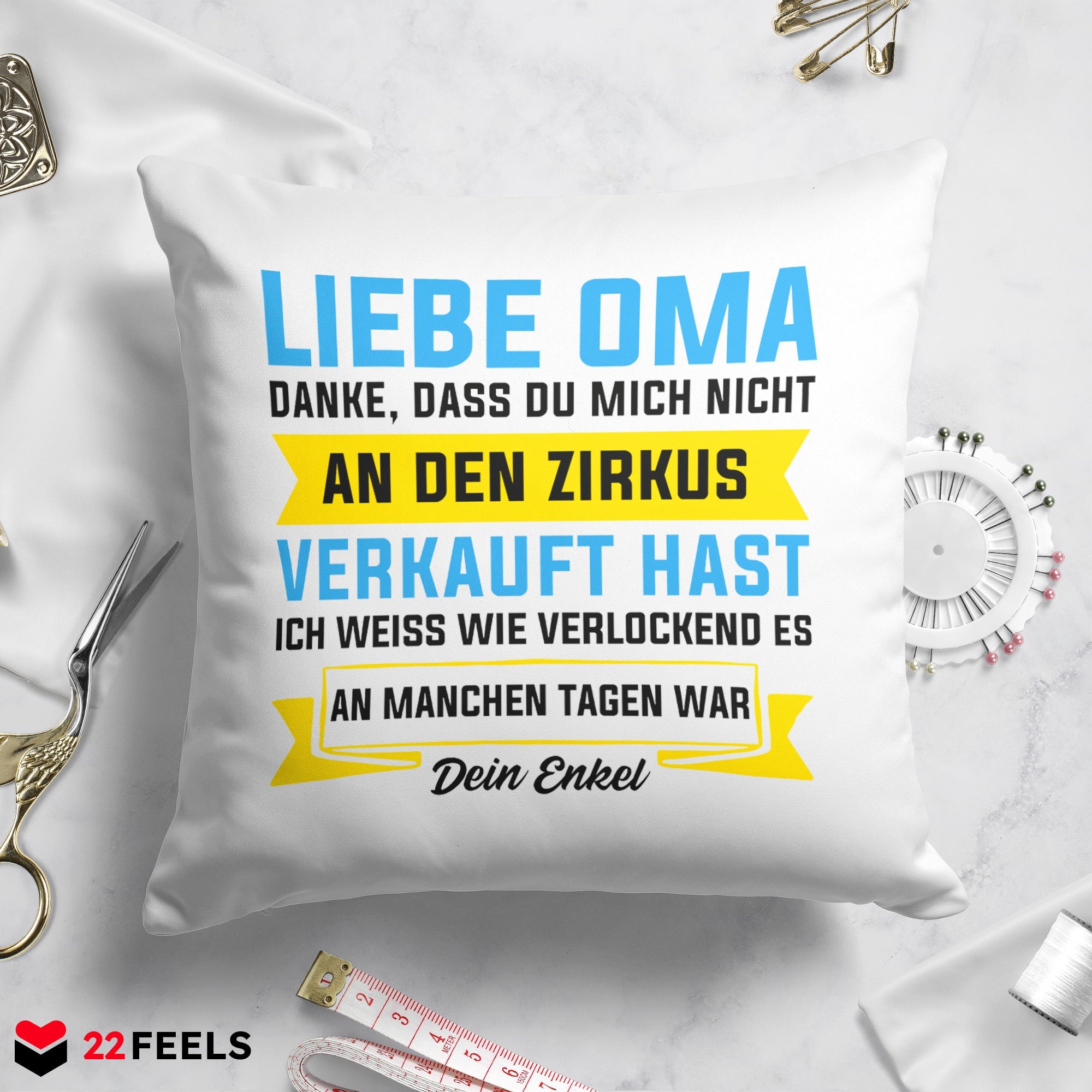 22Feels® Oma Geschenk von Enkel - Kissen mit Spruch (Weiss 40x40cm)-Kissen Weiss 40x40-22Feels