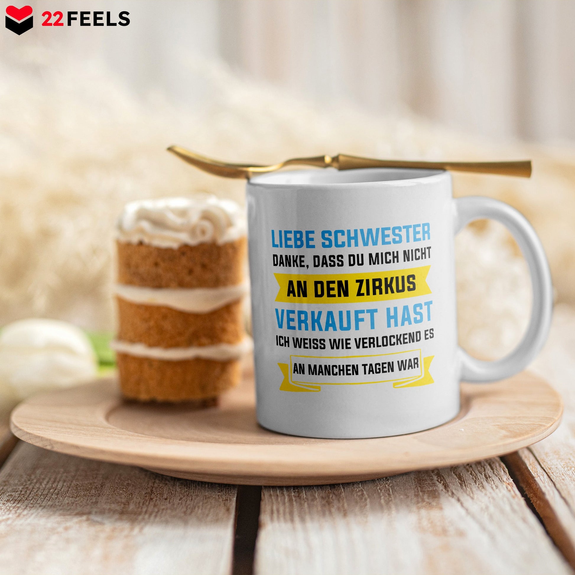 22Feels® Schwester Geschenk - Tasse mit Spruch: Zirkus (Weiss, 320ml)-Weisse Tasse 320ml-22Feels