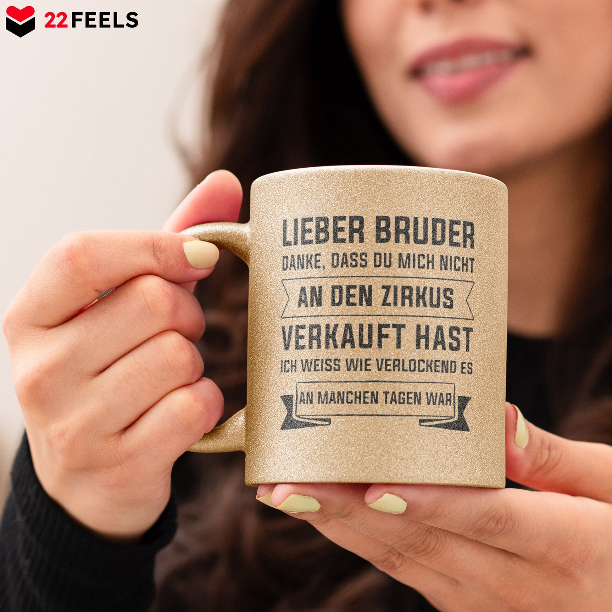 22Feels® Geschenk für Grossen Bruder - Glitzertasse mit Spruch (Gold, 320ml)-Glitzertasse Gold 320ml-22Feels