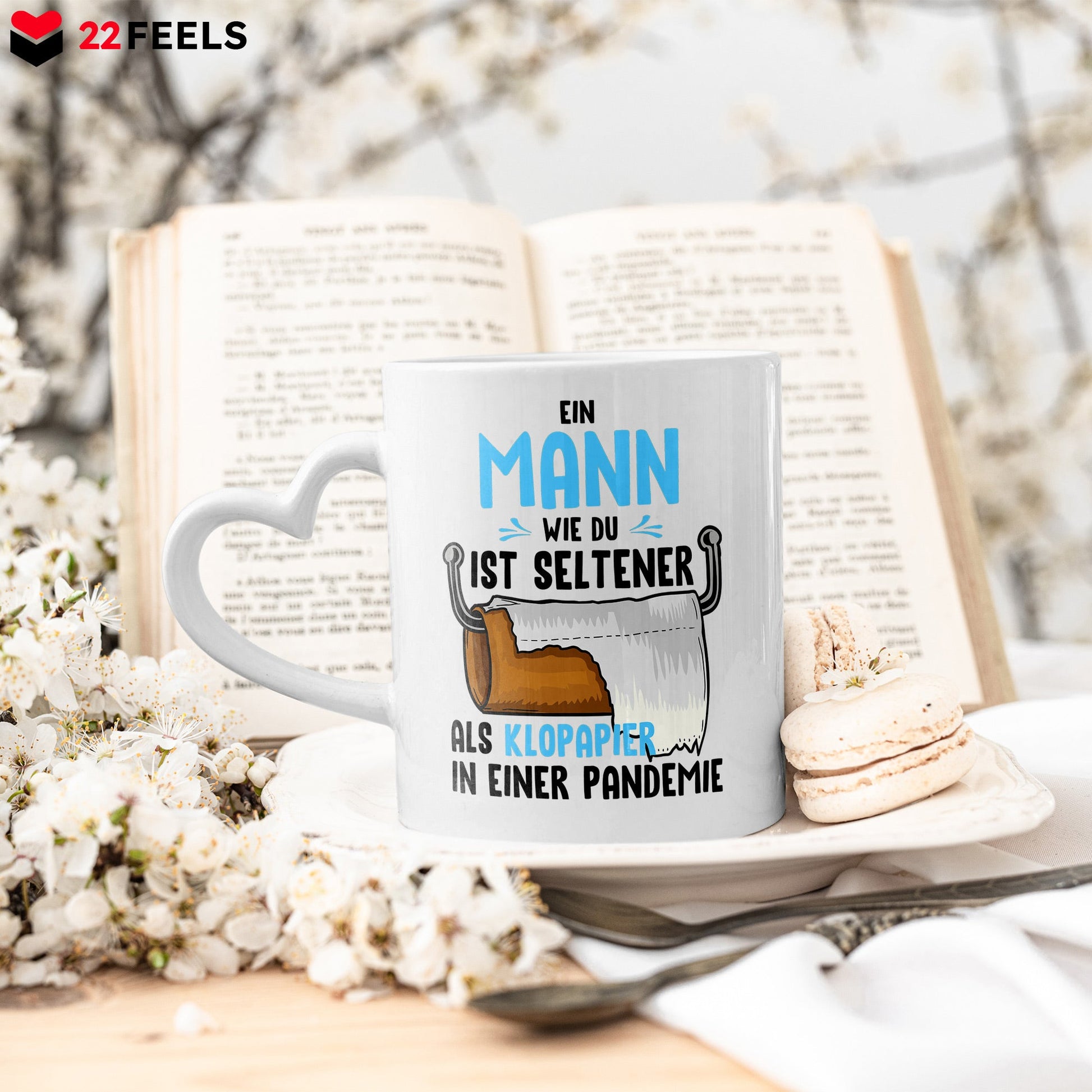 22Feels® Ehemann Geschenk zum Hochzeitstag, Valentinstag etc. - Tasse mit Spruch: Seltener als Klopapier (Herzhenkel, Weiss, 320ml)-Tasse Weiss Herzhenkel 320ml-22Feels