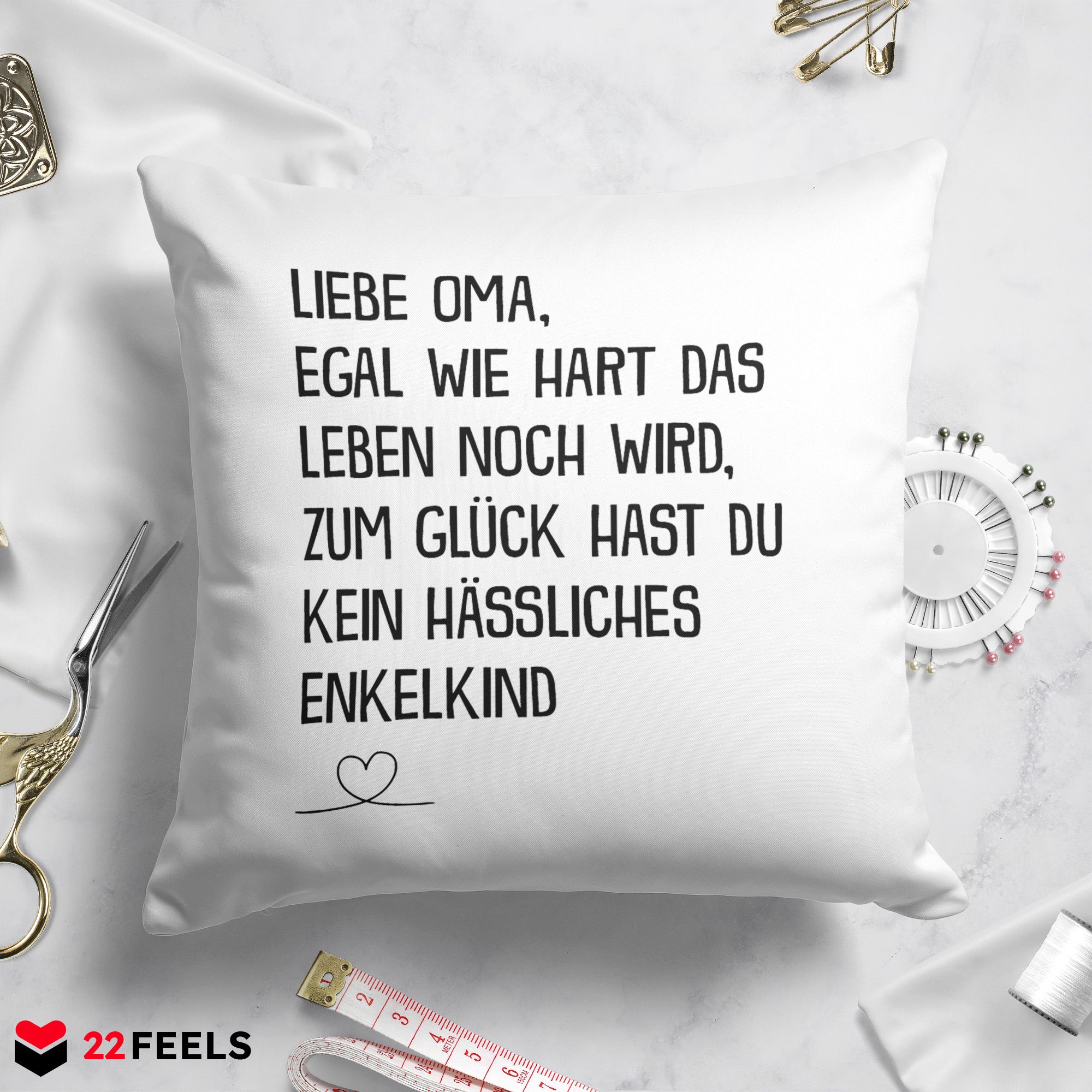 22Feels® Oma Geschenk - Kissen mit Spruch (Weiss 40x40cm)-Kissen Weiss 40x40-22Feels
