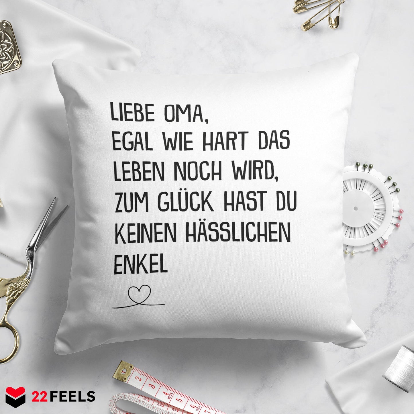 22Feels® Oma Geschenk vom Enkel - Kissen mit Spruch (Weiss 40x40cm)-Kissen Weiss 40x40-22Feels