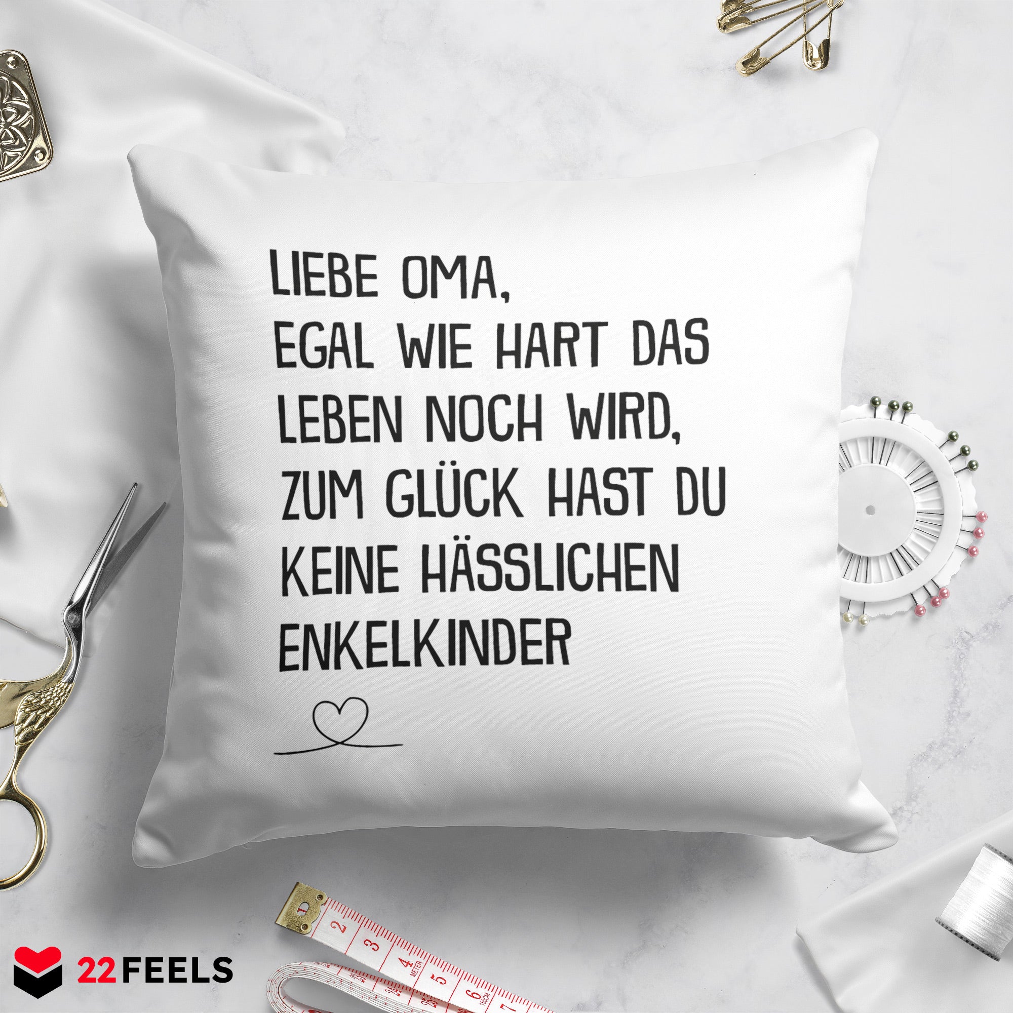 22Feels® Oma Geschenk - Kissen mit Spruch (Weiss 40x40cm)-Kissen Weiss 40x40-22Feels