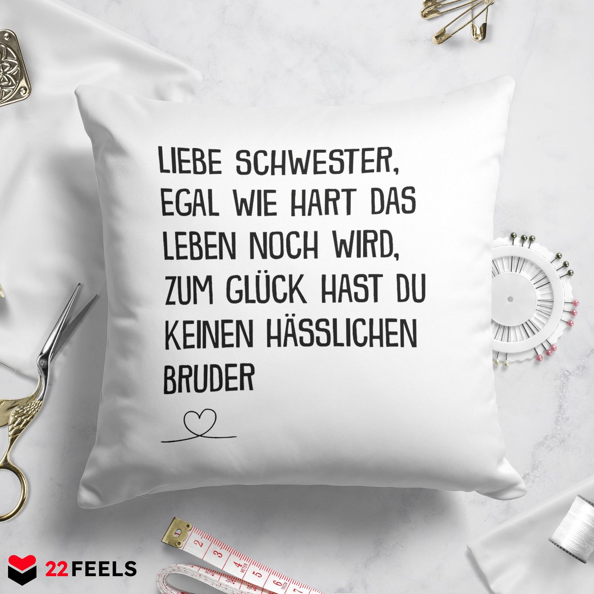 22Feels® Schwester Geschenk vom Bruder - Kissen mit Spruch (Weiss 40x40cm)-Kissen Weiss 40x40-22Feels