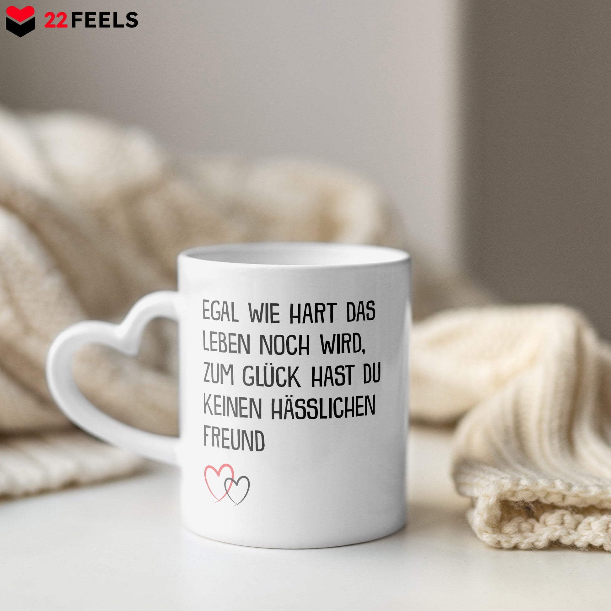 22Feels® Freundin Geschenk zum Jahrestag, Valentinstag etc. - Tasse mit Spruch (Herzhenkel, Weiss, 320ml)-Tasse Weiss Herzhenkel 320ml-22Feels