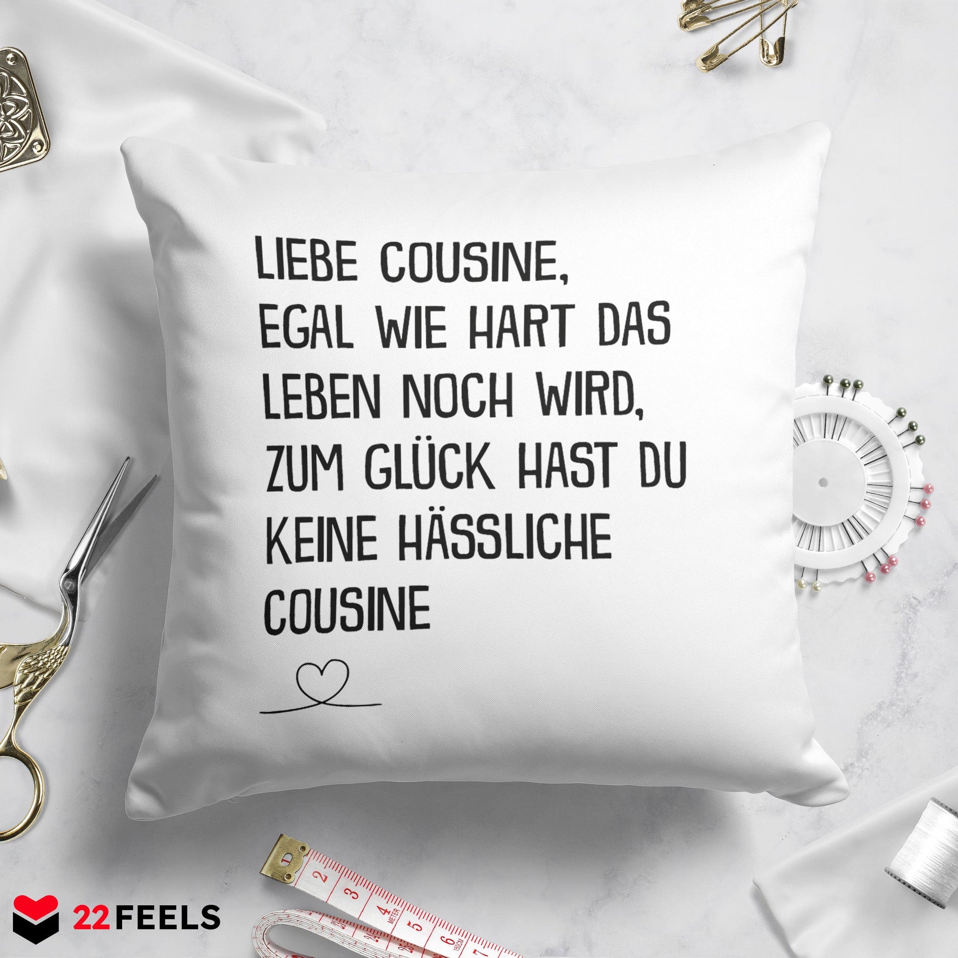 22Feels® Cousine Geschenk von der Cousine - Kissen mit Spruch (Weiss 40x40cm)-Kissen Weiss 40x40-22Feels