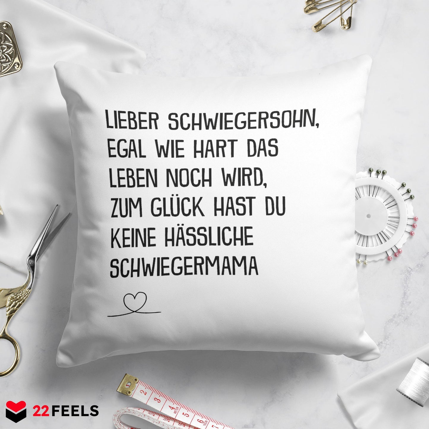 22Feels® Schwiegersohn Geschenk von der Schwiegermama - Kissen mit Spruch (Weiss 40x40cm)-Kissen Weiss 40x40-22Feels