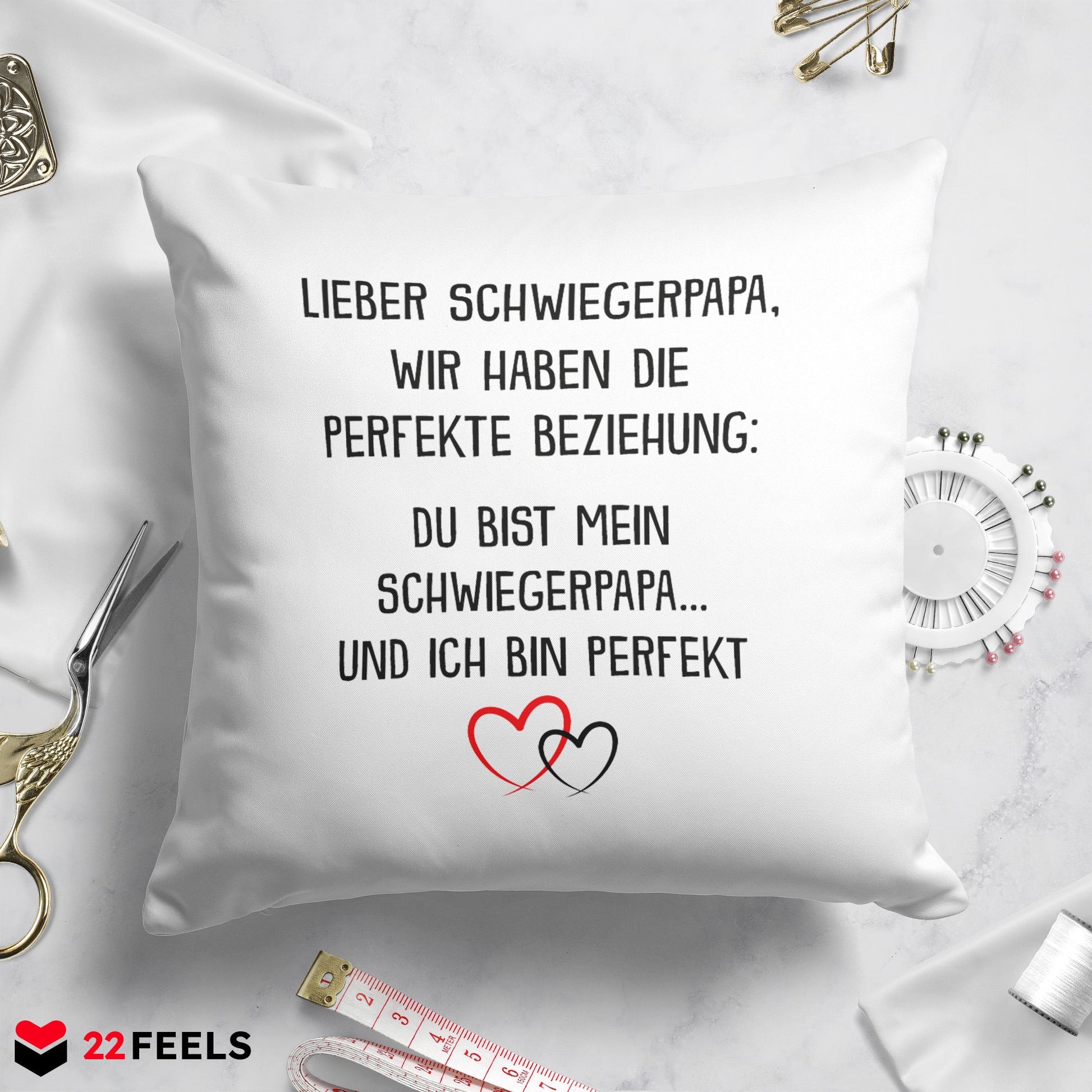 22Feels® Schwiegerpapa Geschenk - Kissen mit Spruch (Weiss 40x40cm)-Kissen Weiss 40x40-22Feels