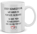 22Feels® Schwiegersohn Geschenk - Tasse mit Spruch: Die Perfekte Beziehung (Weiss, 320ml)-Weisse Tasse 320ml-22Feels