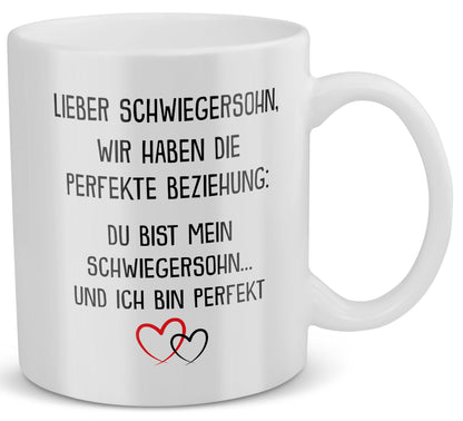 22Feels® Schwiegersohn Geschenk - Tasse mit Spruch: Die Perfekte Beziehung (Weiss, 320ml)-Weisse Tasse 320ml-22Feels