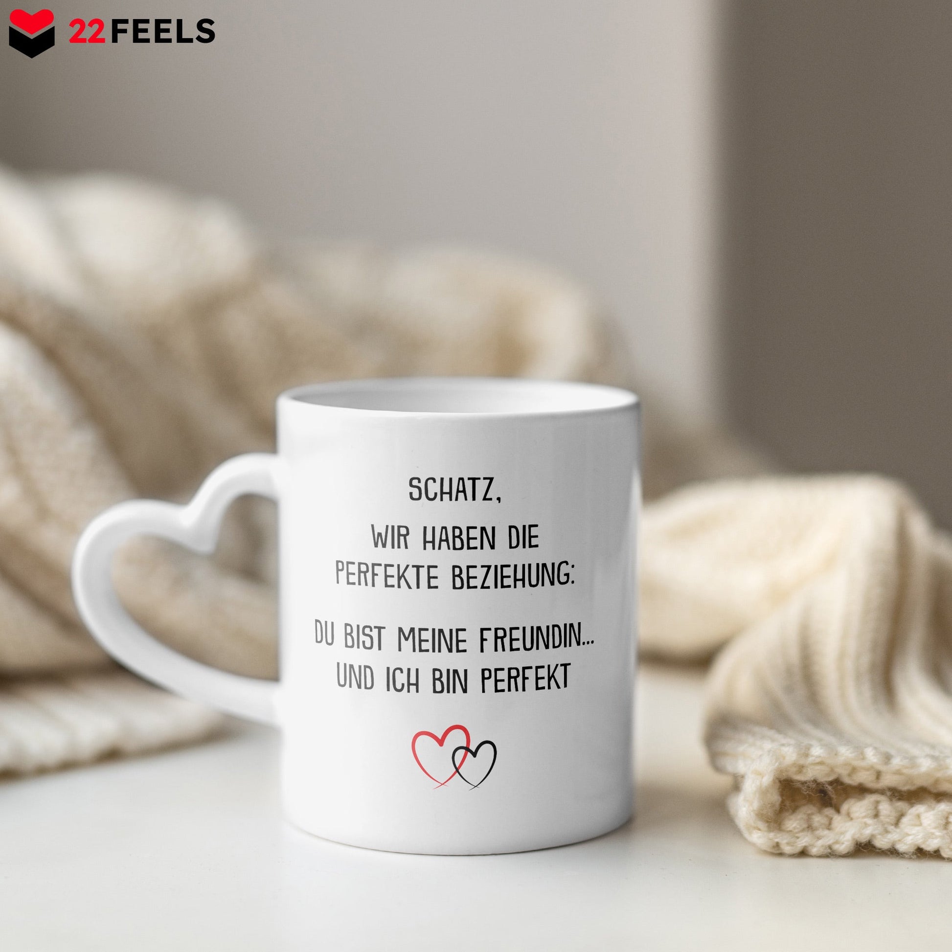 22Feels® Freundin Geschenk zum Jahrestag, Valentinstag etc. - Tasse mit Spruch (Herzhenkel, Weiss, 320ml)-Tasse Weiss Herzhenkel 320ml-22Feels