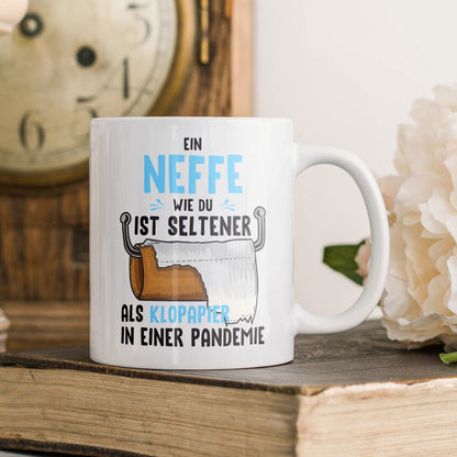 22Feels® Neffe Geschenk - Tasse mit Spruch: Seltener Als Klopapier (Weiss, 320ml)-Weisse Tasse 320ml-22Feels