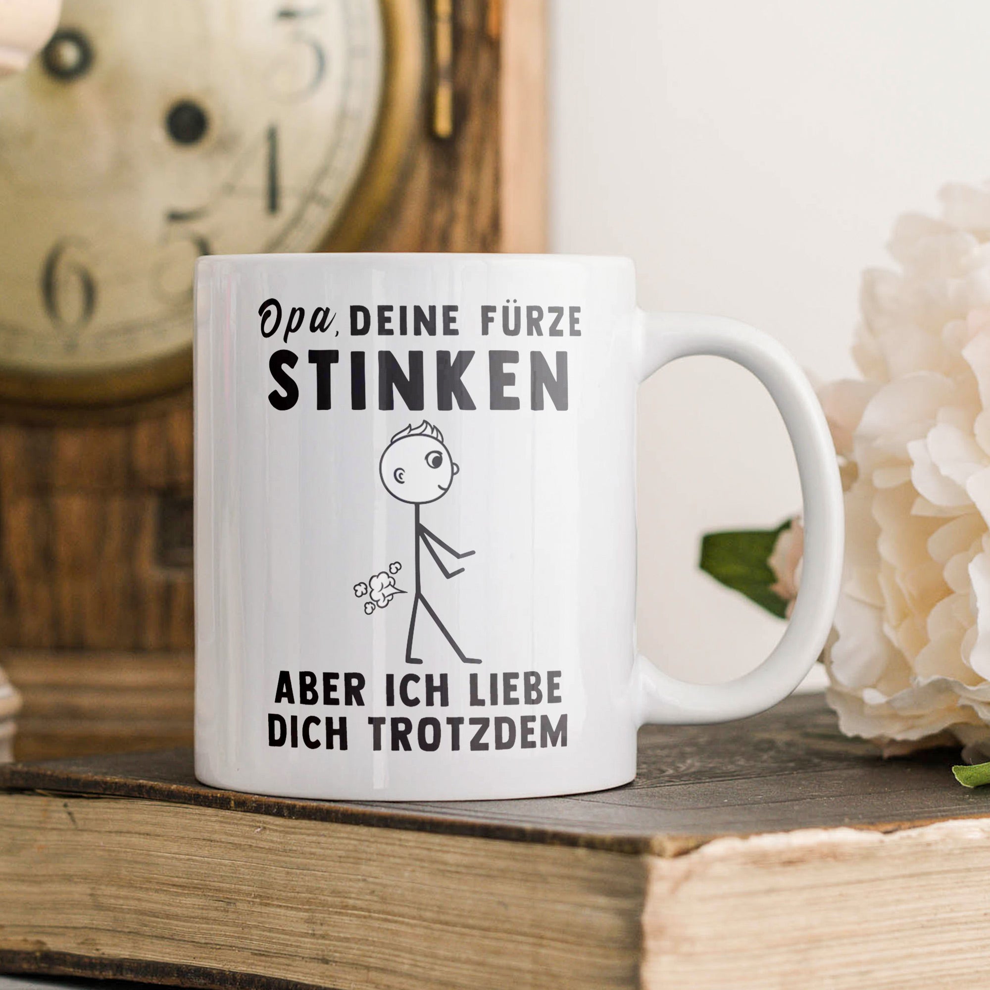 22Feels® Geschenk für Opas - Tasse mit Spruch: Deine Fürze Stinken (Weiss, 320ml)-Weisse Tasse 320ml-22Feels