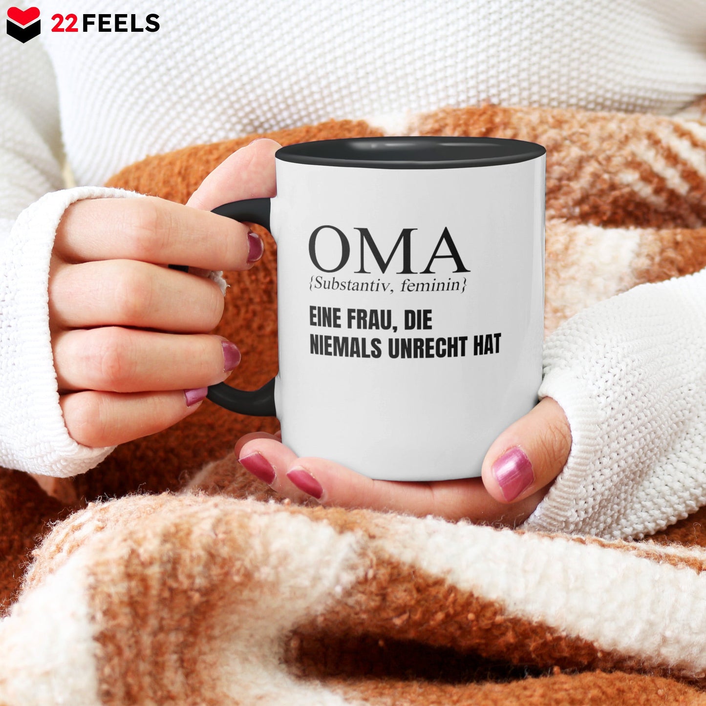22Feels® Oma Geschenk - Tasse mit Spruch (Weiss-Schwarz, 320ml)-TwoTone Tasse Weiss-Schwarz 320ml-22Feels