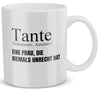 22Feels® Tante Geschenk - Tasse mit Spruch: Definition - Eine Frau, die niemals unrecht hat (Weiss, 320ml)-Weisse Tasse 320ml-22Feels