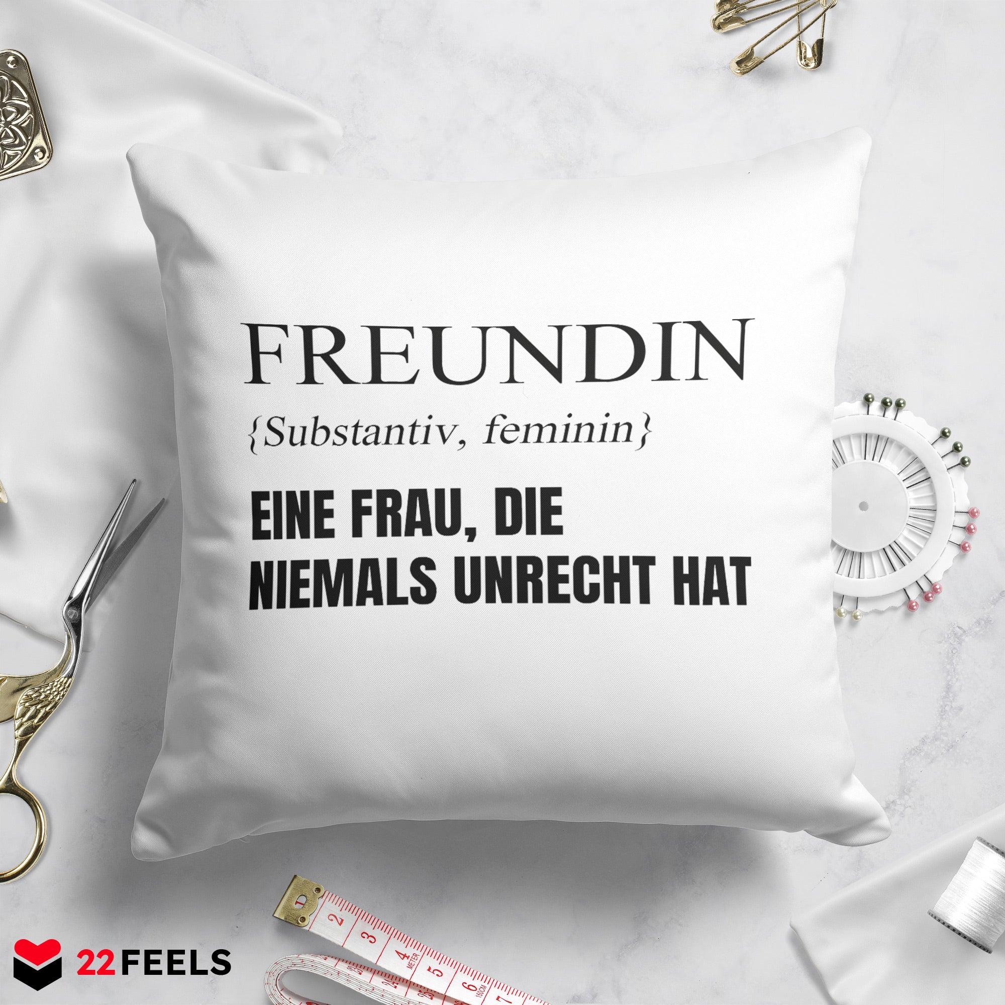 22Feels® Freundin Geschenk zum Jahrestag, Valentinstag etc. - Kissen mit Spruch (Weiss 40x40cm)-Kissen Weiss 40x40-22Feels