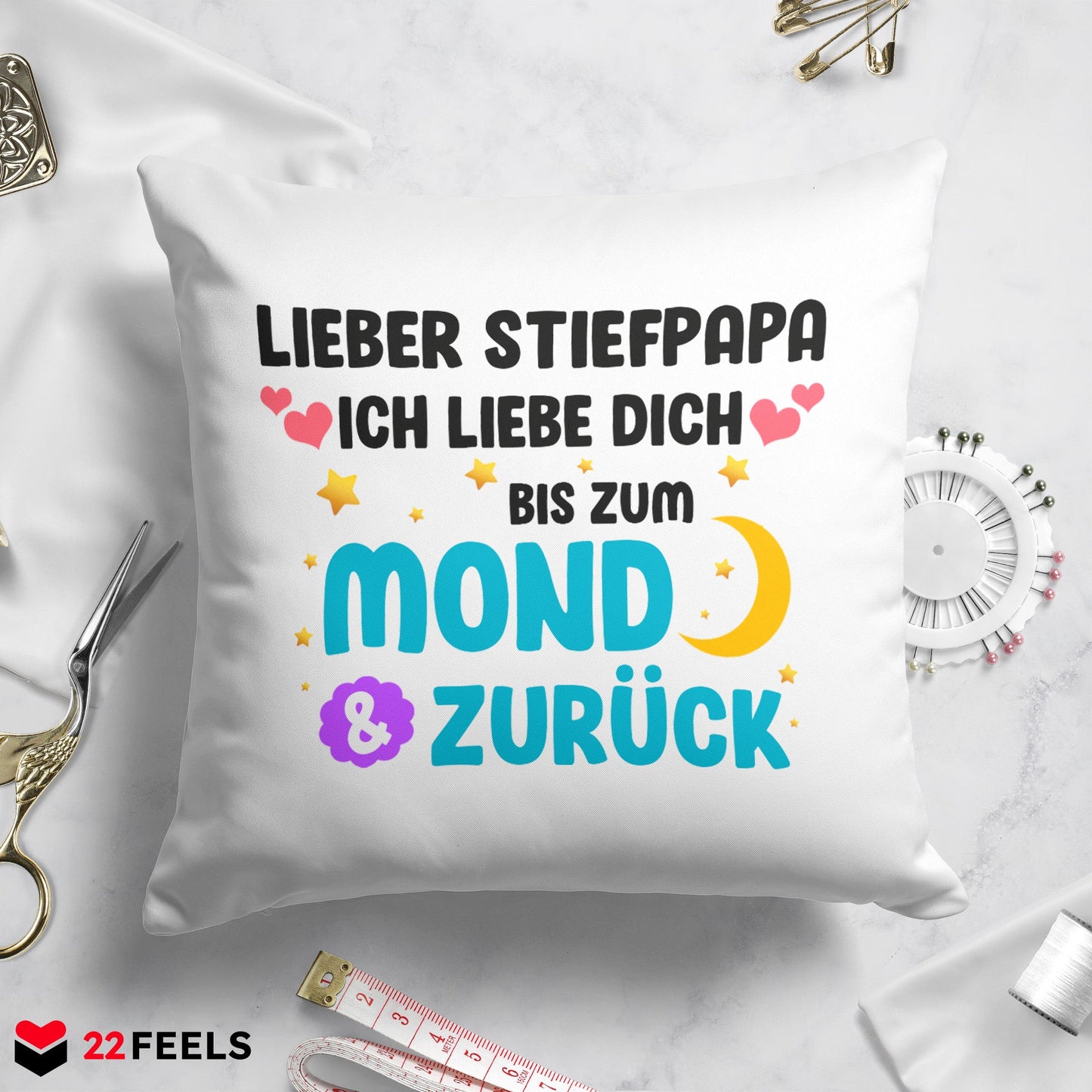 22Feels® Stiefvater Geschenk - Kissen mit Spruch (Weiss 40x40cm)-Kissen Weiss 40x40-22Feels