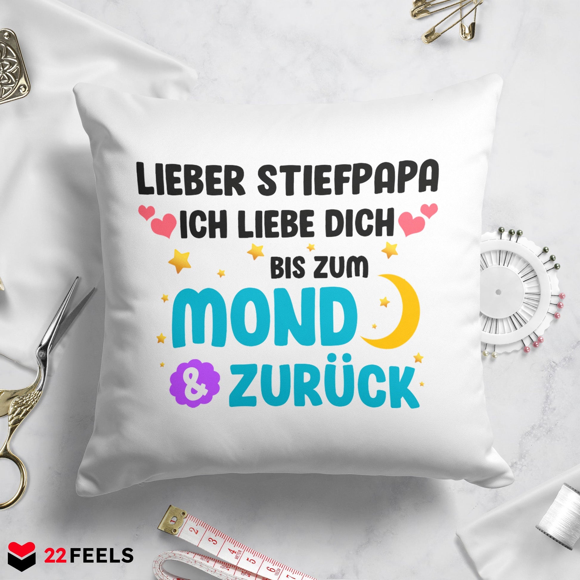22Feels® Stiefvater Geschenk - Kissen mit Spruch (Weiss 40x40cm)-Kissen Weiss 40x40-22Feels