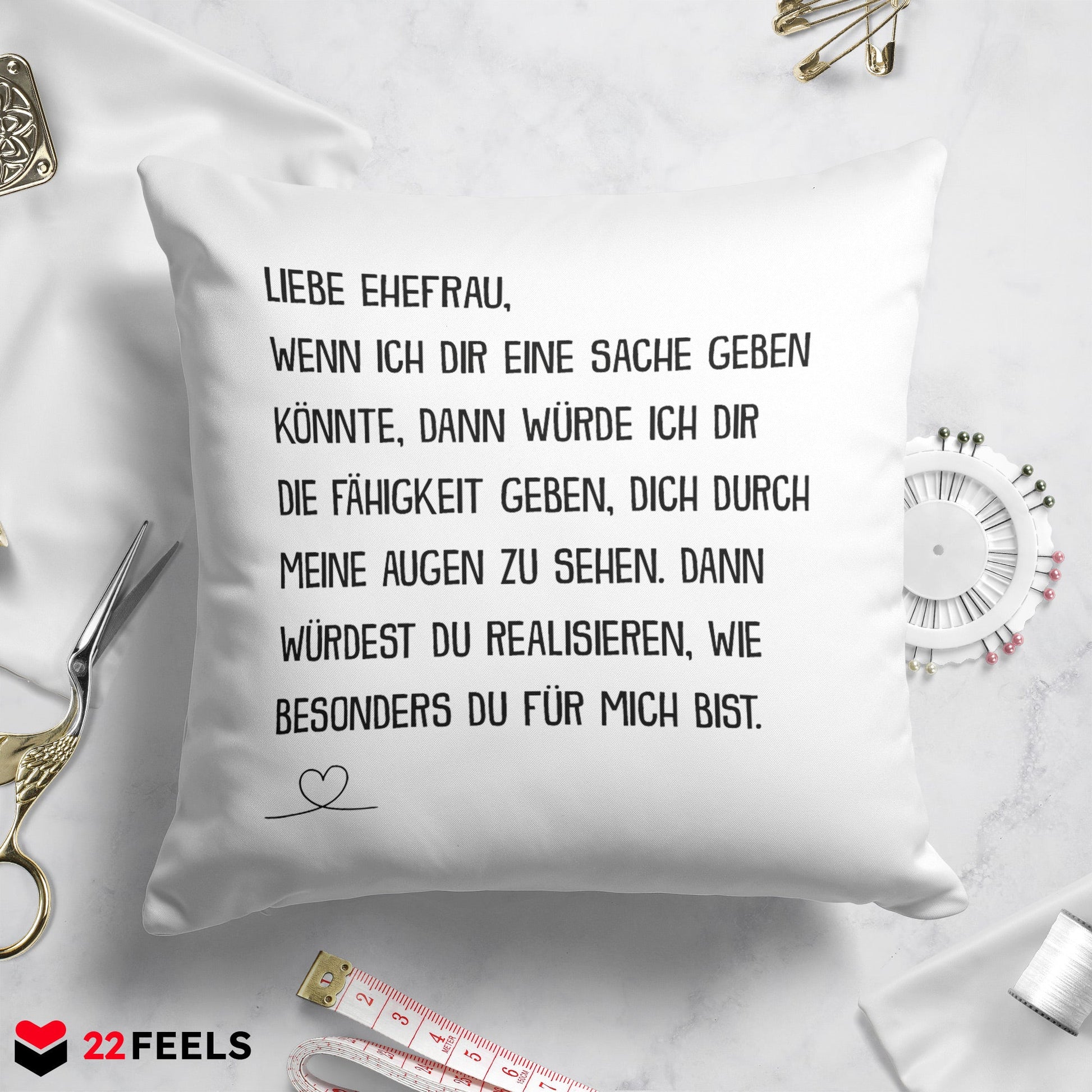 22Feels® Ehefrau Geschenk zum Hochzeitstag, Valentinstag etc. - Kissen mit Spruch (Weiss 40x40cm)-Kissen Weiss 40x40-22Feels