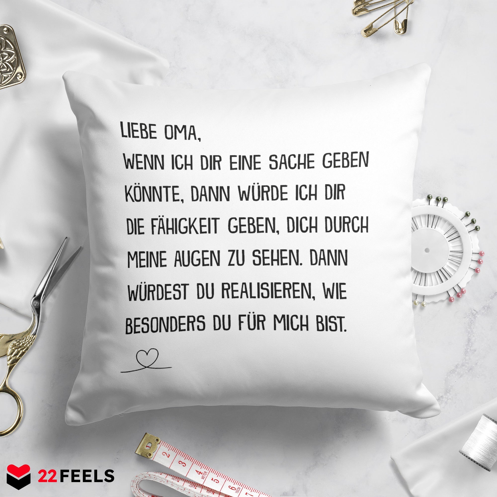 22Feels® Oma Geschenk - Kissen mit Spruch (Weiss 40x40cm)-Kissen Weiss 40x40-22Feels