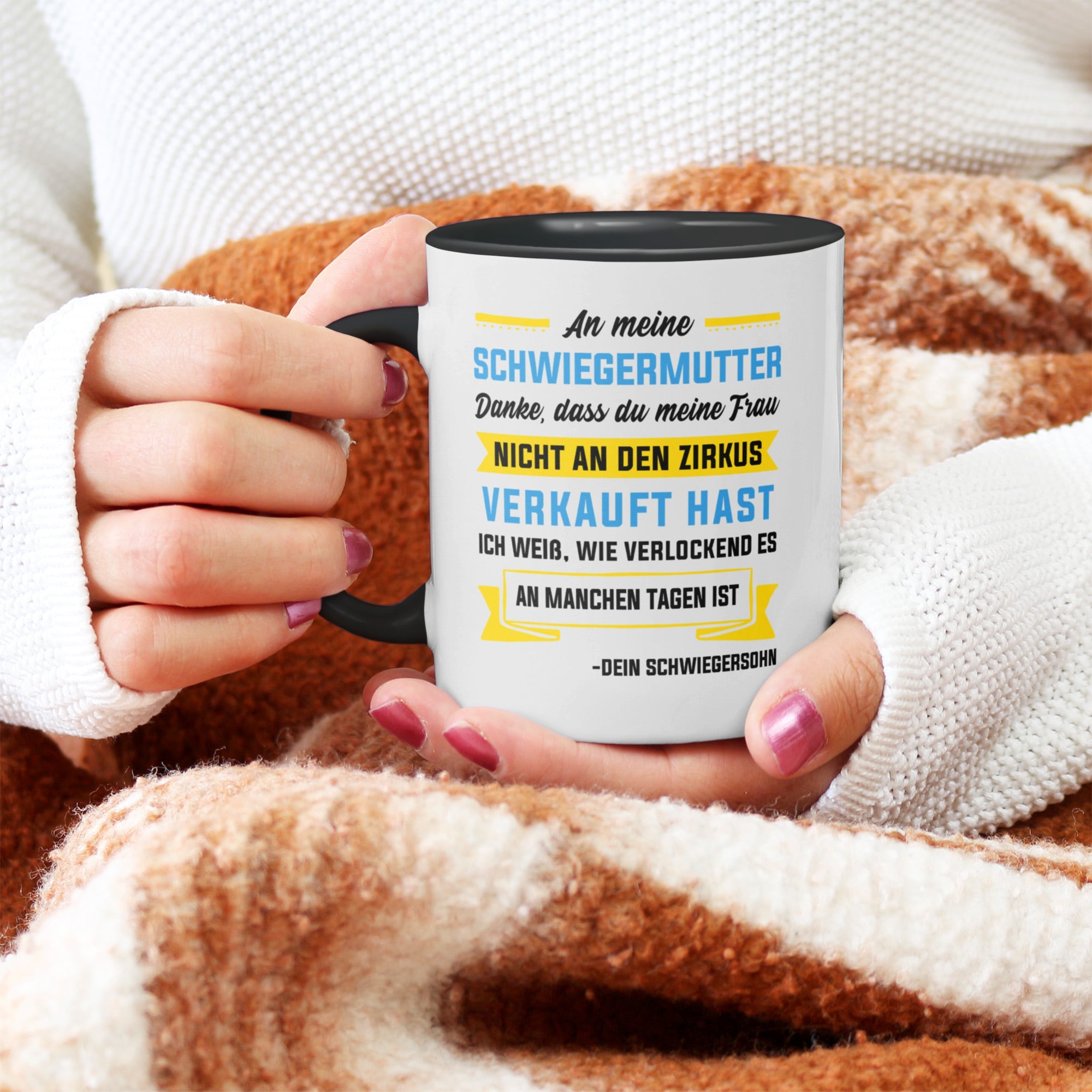 22Feels® Schwiegermutter Geschenk von Schwiegersohn bzw. Bräutigam - Tasse mit Spruch (Weiss-Schwarz, 320ml)-TwoTone Tasse Weiss-Schwarz 320ml-22Feels