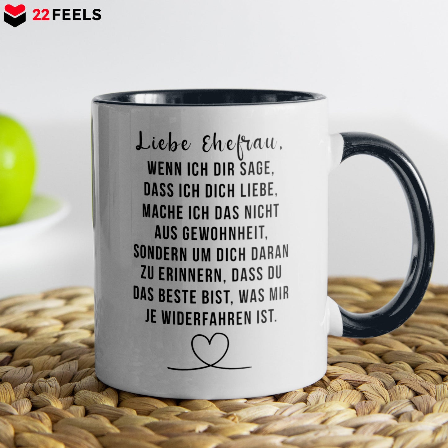 22Feels® Ehefrau Geschenk zum Hochzeitstag, Valentinstag etc. - Tasse mit Spruch (Weiss-Schwarz, 320ml)-TwoTone Tasse Weiss-Schwarz 320ml-22Feels