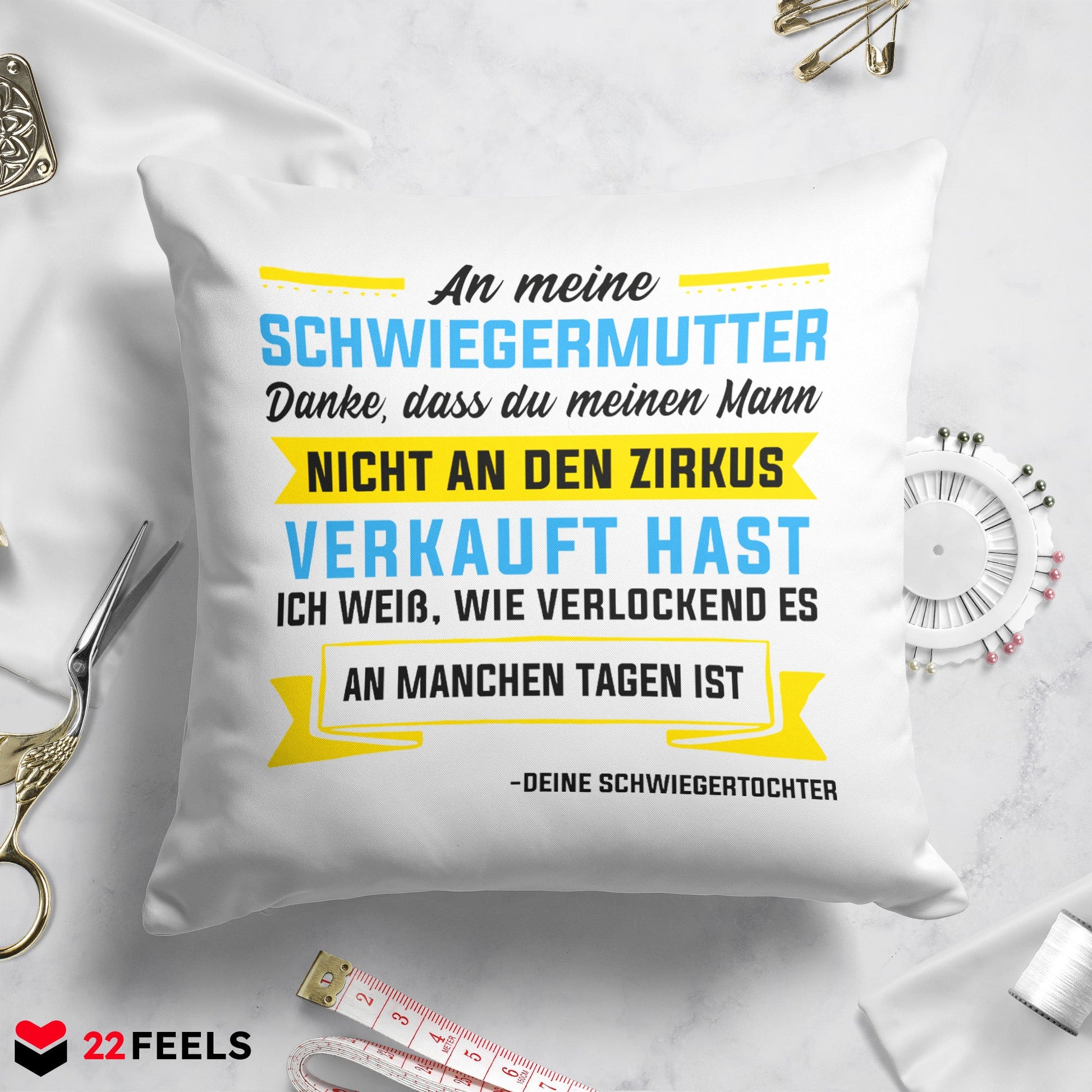 22Feels® Schwiegermutter Geschenk von der Schwiegertochter bzw. Braut - Kissen mit Spruch (Weiss 40x40cm)-Kissen Weiss 40x40-22Feels