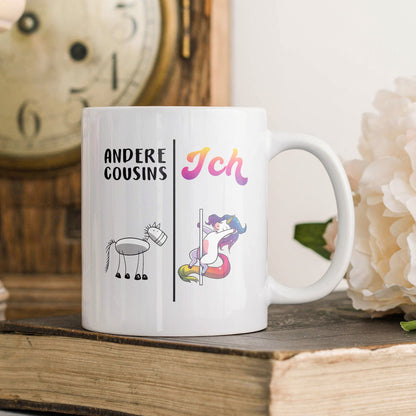 22Feels® Geschenk für Cousin - Tasse mit Spruch: Andere Cousins Ich (Einhorn) (Weiss, 320ml)-Weisse Tasse 320ml-22Feels