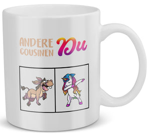 22Feels® Geschenk für Cousine - Tasse mit Spruch: Andere Cousinen Du (Einhorn) (Weiss, 320ml)-Weisse Tasse 320ml-22Feels