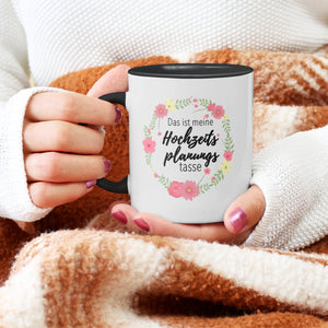 22Feels® Geschenk zur Verlobung - Tasse mit Spruch (Weiss-Schwarz, 320ml)-TwoTone Tasse Weiss-Schwarz 320ml-22Feels