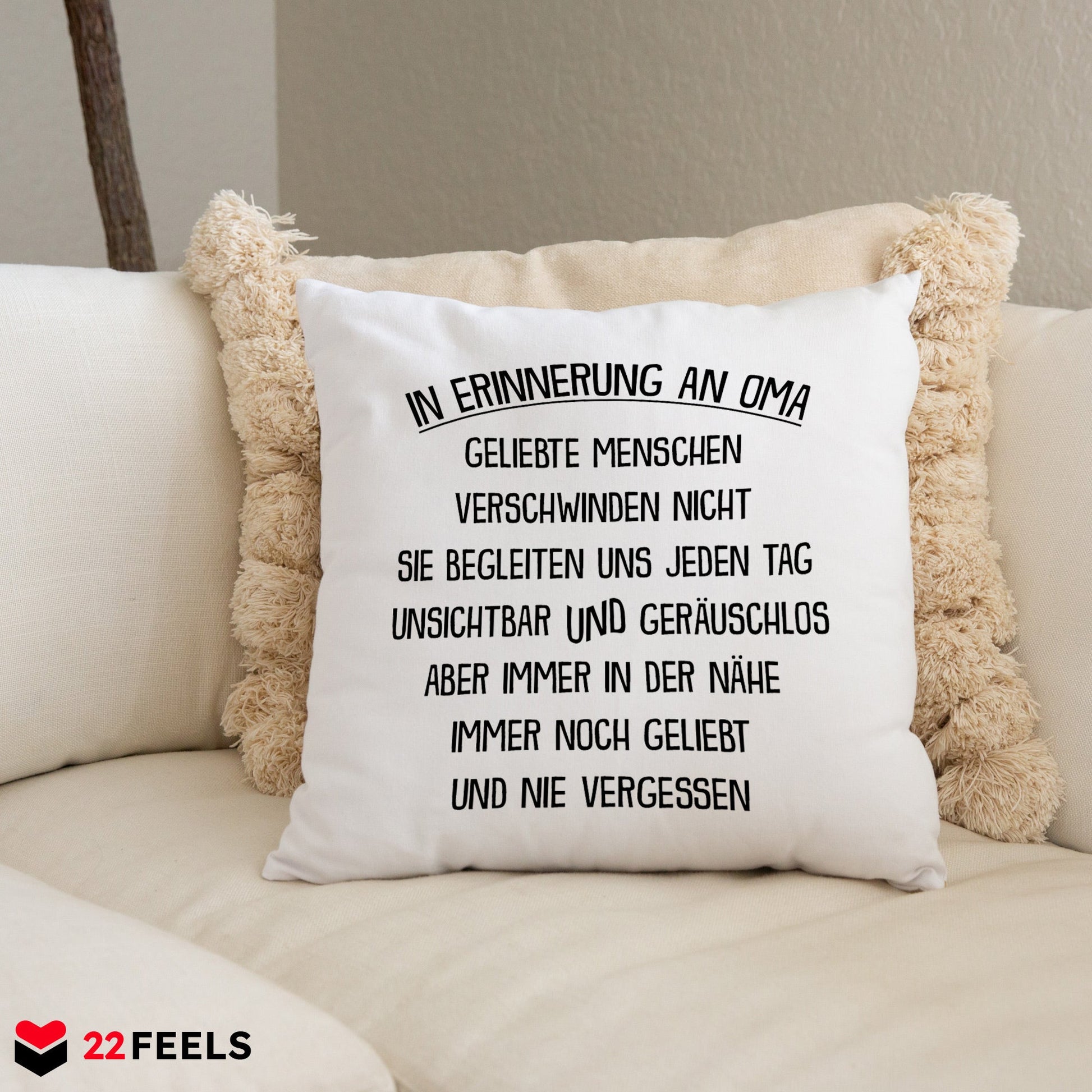 22Feels® In Erinnerung an Oma Kondolenzgeschenk - Einhorn Kissen mit Spruch (Weiss 40x40cm)-Kissen Weiss 40x40-22Feels