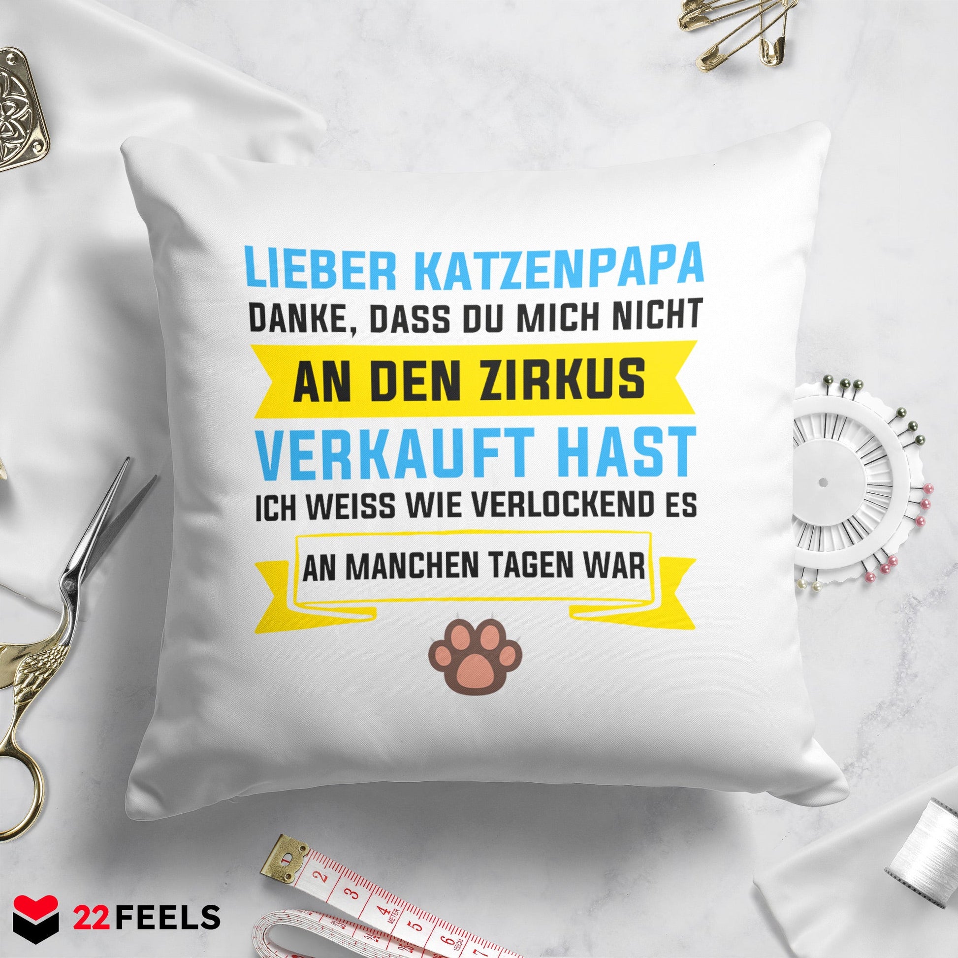 22Feels® Katzenpapa Geschenk für Cat Dads und Katzen-Herrchen - Kissen mit Spruch (Weiss 40x40cm)-Kissen Weiss 40x40-22Feels