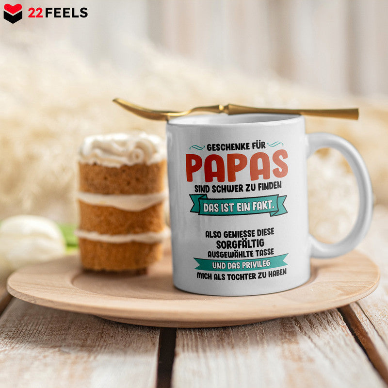 22Feels® Geschenk für Papa von Tochter - Spruch: Geschenke Sind Schwer Zu Finden (Weiss, 320ml)-Weisse Tasse 320ml-22Feels